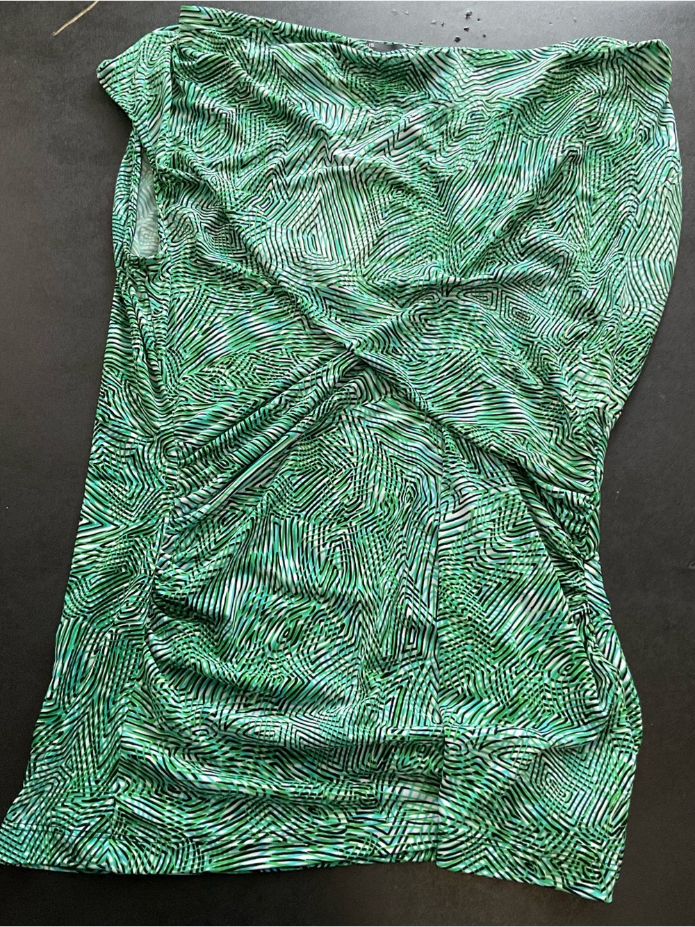 Chaus Green and Black Printed Wrap Skirt Cover-Up